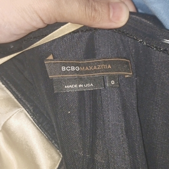 BCBGMAXAZRIA-EUC-RARE- BLACK&WHITE DOWN RIGHT SIDE STRAPLESS DRESS - Picture 6 of 11